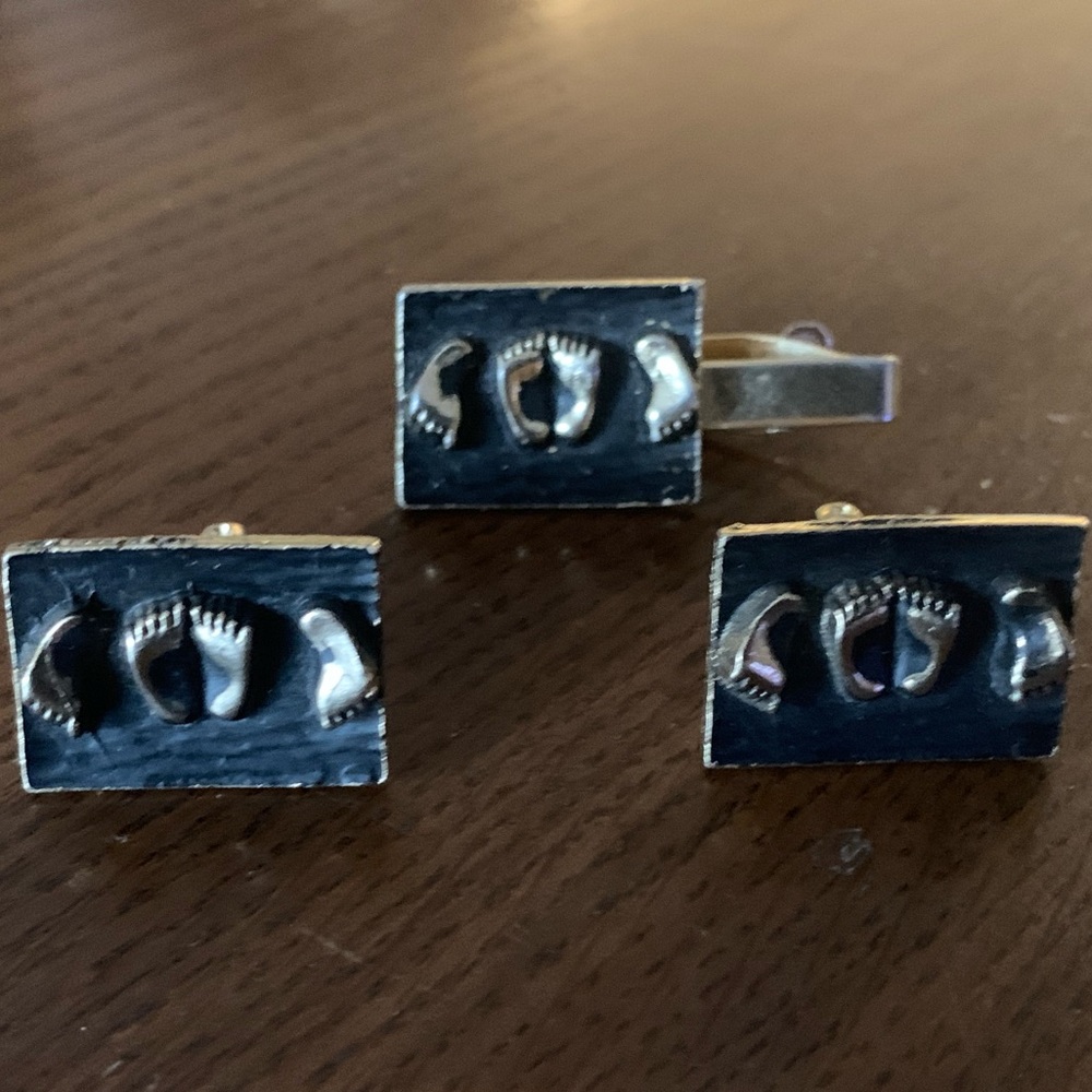 Men’s “child’s feet” Cufflinks & Tie Clip Worn for Baptism